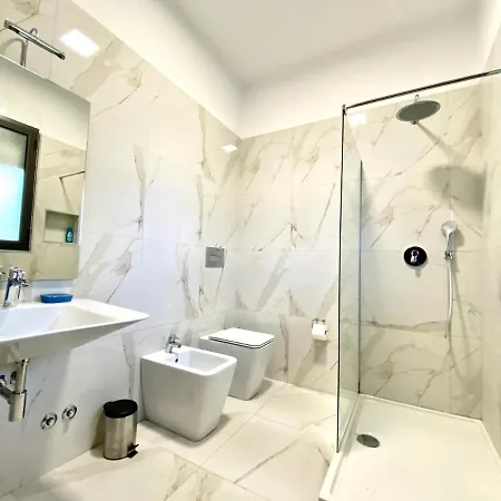 Experience At The New Bazaar