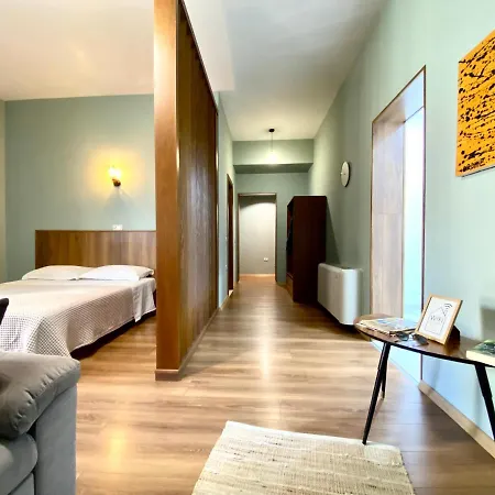 Experience, Authentic In The Heart Of Old Apartment