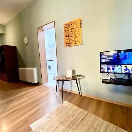 Experience, Authentic In The Heart Of Old Apartment