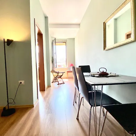 Experience At The New Bazaar Tiran