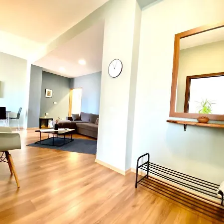 Experience, Authentic In The Heart Of Old *