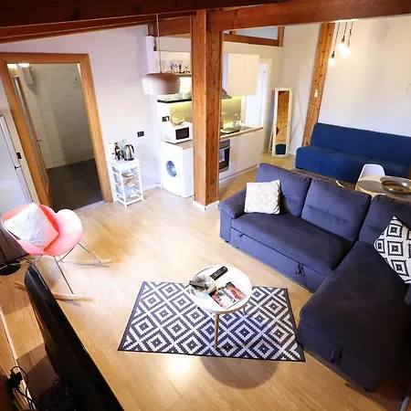 Experience, Authentic In The Heart Of Old *