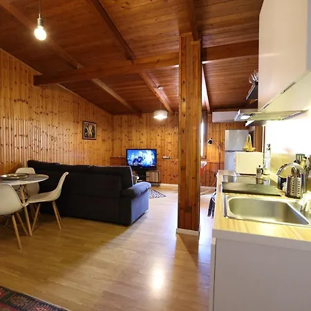 Experience, Authentic In The Heart Of Old Apartment