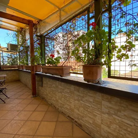Experience, Authentic In The Heart Of Old Apartment