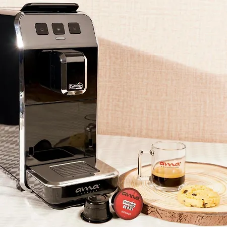 דירה Experience At The New Bazaar טיראנה