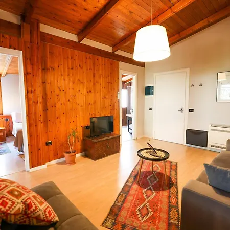 Experience, Authentic In The Heart Of Old