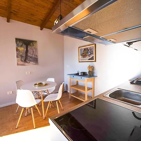 Experience, Authentic In The Heart Of Old Apartment