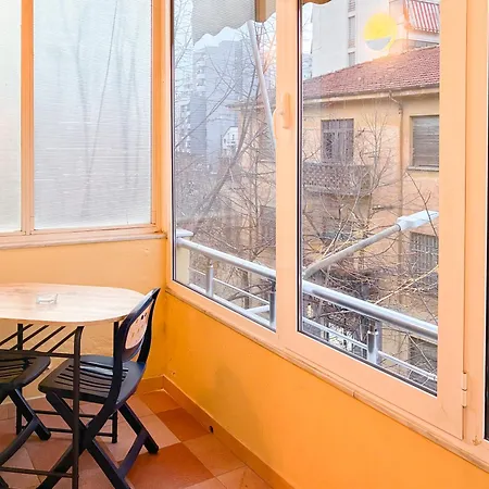 Experience At The New Bazaar דירה *