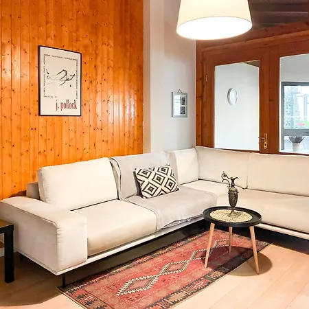 Experience At The New Bazaar Appartamento Tirana