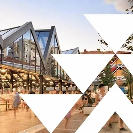 Experience At The New Bazaar Lägenhet Tirana