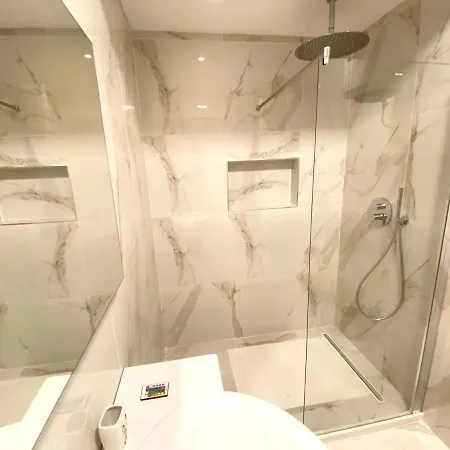 Apartment Experience At The New Bazaar Tirana